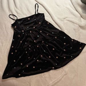 Embroidered Flower Velvet Babydoll Dress💓💙